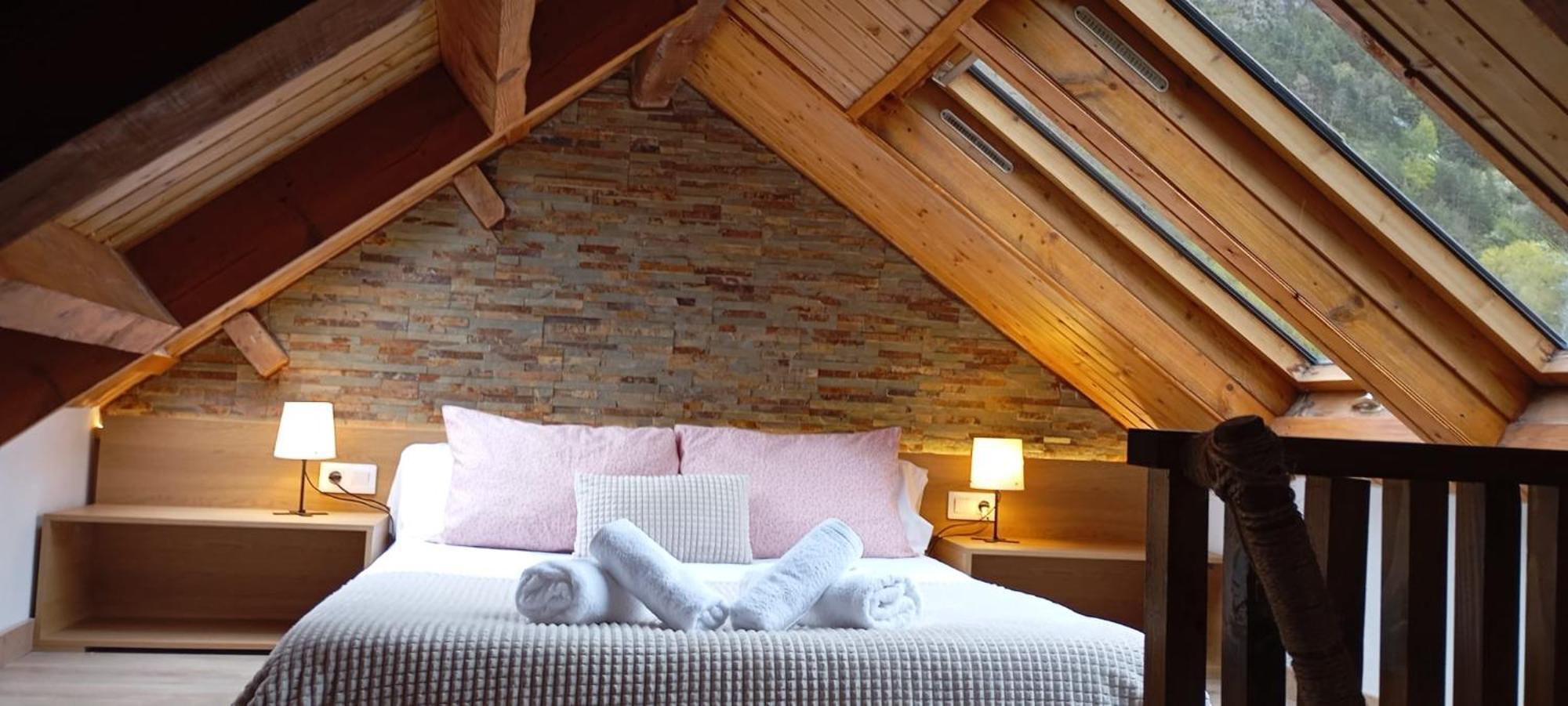 Precioso Atico Acogedor En Canfranc Luaran gambar